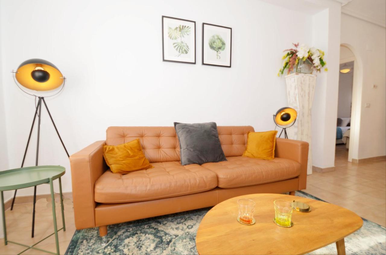 Punta Prima Pleasure With Private Parking In A Gated Community Close To The Beach Torrevieja Esterno foto